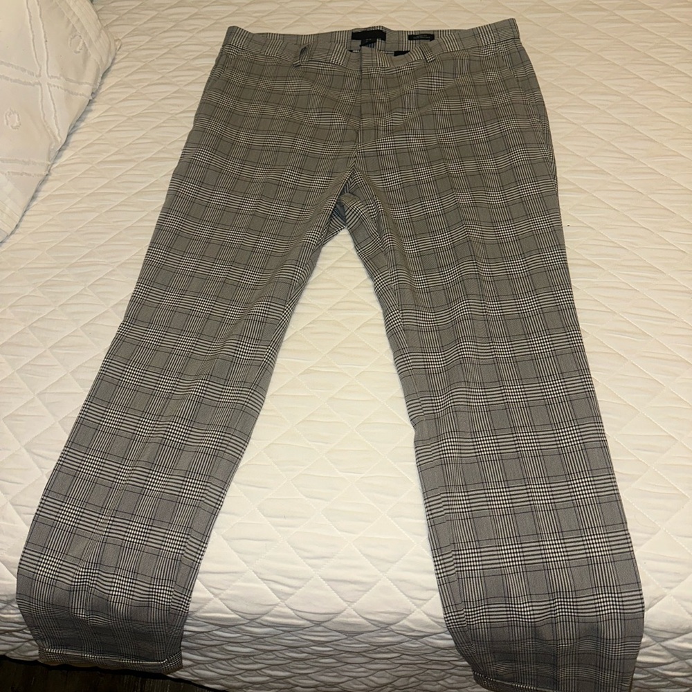 Patterned pants